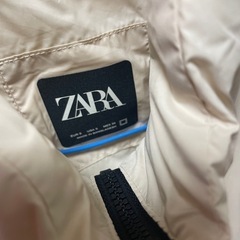 ZARA ブルゾンの画像