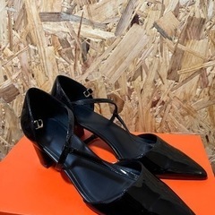 【RANDA】エナメル黒パンプス