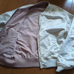 リバーシブル白×ピンク ブルゾン
