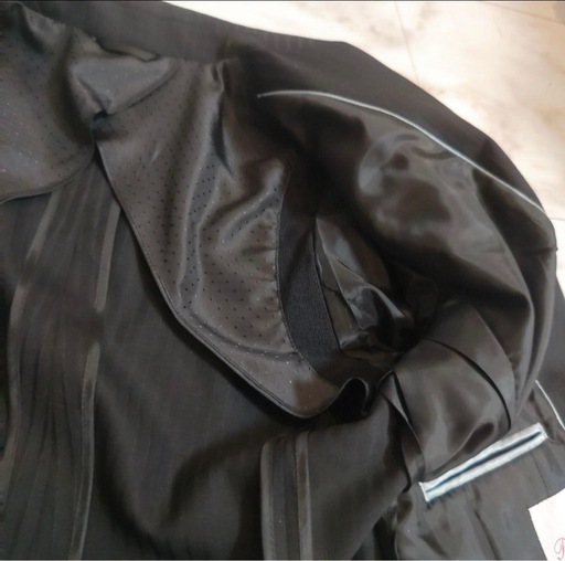 新品、未使用／アオキ ウォッシャブルパンツスーツ