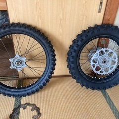 KTM　EXC 前後ホイール　の画像