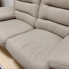 ニトリ ハイバックソファーの画像