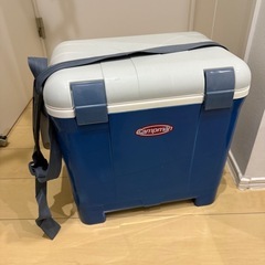 クーラーボックス