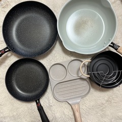キッチン用品一式の画像