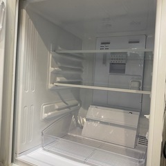 シャープ 137L 冷凍冷蔵庫の画像