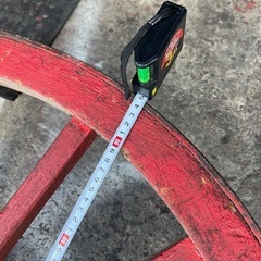 【骨董品】木製大型車輪の画像