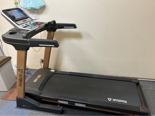 リーボック　ランニングマシン