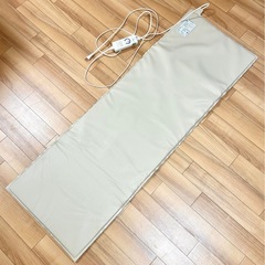 極美品【受取場所：変更可】サンマット（妊活、温活）