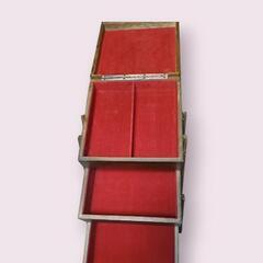レトロ ソーイングBOX三段の画像