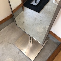 ステンレスフレーム全身ミラー業務用の画像