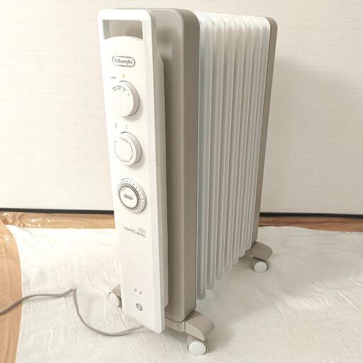 De'Longhi(デロンギ)・ヴェルティカルド・オイルヒーター・8-10畳・RHJ21F0812・No.250217-24