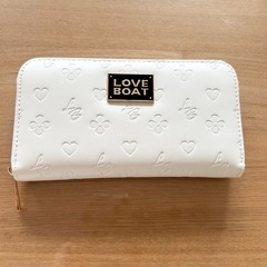 【新品未使用】LOVE BOAT ラブボート エンボス長財布 ホワイト