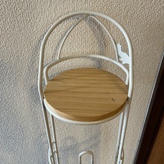 トイレットペーパーたての画像