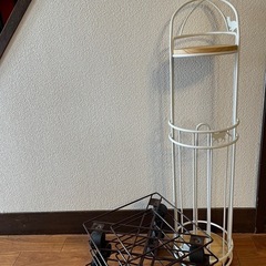 トイレットペーパーたて