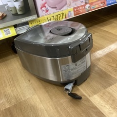 【取りに来られる方限定！！】SHARP ２０２３年製　炊飯ジャー
の画像