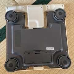 OMRON KaradaScan 体重計　体組成計の画像
