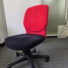 椅子付き！オフィス家具　三連デスクの画像