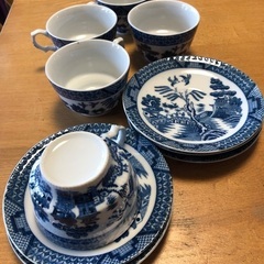 カップアンドソーサー5客の画像