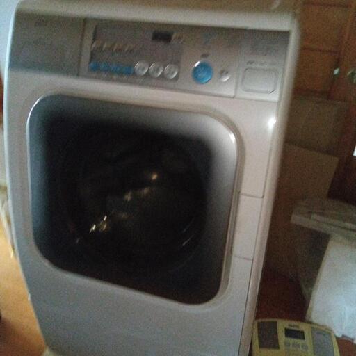 AQUAドラム式洗濯乾燥機