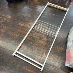 室内洗濯物干しの画像