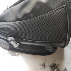 バイクのタンクバッグ　ベルト欠品の画像