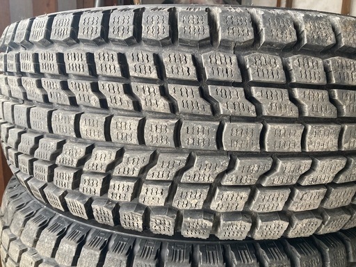 Jeepラングラー スタッドレス 315/70R17 315/70R17 スタッドレス JKラングラー純正ホイール 4本セット JEEP