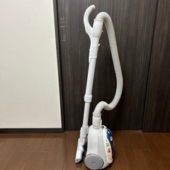【決まりました】パナソニック　掃除機　コードありの画像