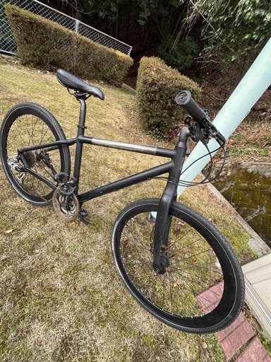 クロスバイク ブラック ジャイアント giant SEEK R1 油圧ディスク