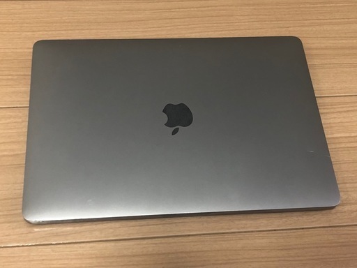 MacBook Pro 2020 13inch 色:スペースグレイ 型番:カスタム CPU:corei7 2.3GHz メモリ:16G