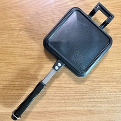 アイリスオーヤマ 具だくさんホットサンドメーカー 