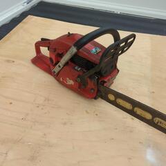 エンジンチェーンソーの画像