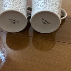 ジバンシー　カップの画像
