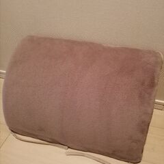 せもたれ　クッションの画像