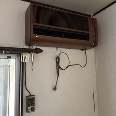 壊れたエアコン　取り外し出来る方