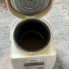 炊飯器の画像