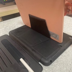 アイパッドケースとキーボード　の画像