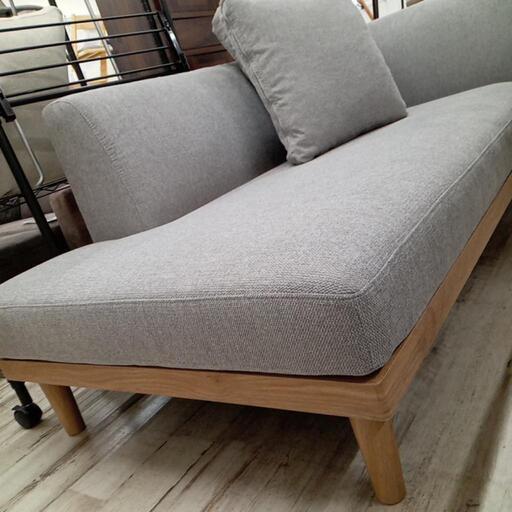 展示品　カウチソファ　クッション付き　定価89990円　ファブリック ☆〚店頭決済も可能〛展示品 カウチソファ ファブリック 定価