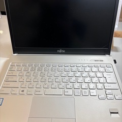 FUJITSU ノートパソコン　美品