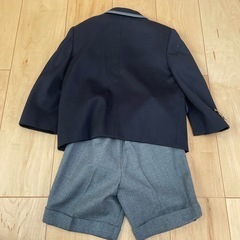 105　子供服　スーツ　ジャケット　　の画像