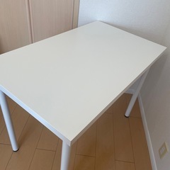お譲り先決まりました。【美品】イケア リンモン デスク の画像