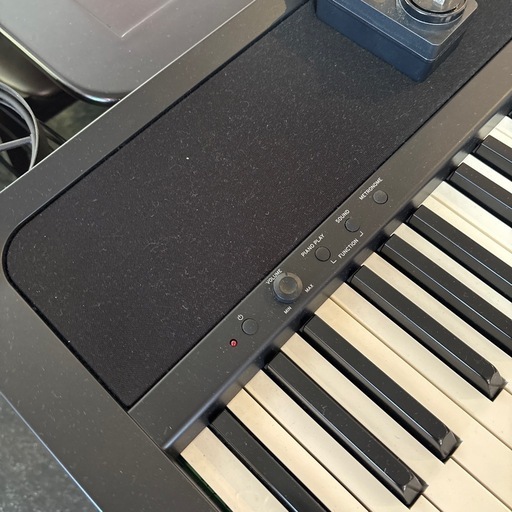 KORG 電子ピアノ 2020 B2　ピアノスツール