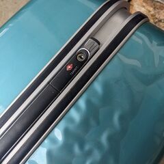 スーツケース　手荷物預け入れサイズ　難ありの画像