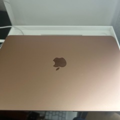 MacBook Air (Retina, 13-inch, 2020) ゴールドの画像