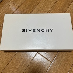 ①GIVENCHY カトラリーセット