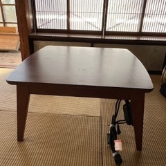 こたつテーブル