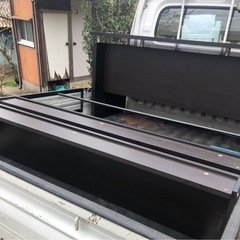 大きめのデスクの画像
