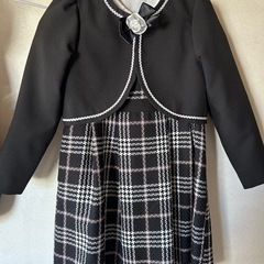 サイズ130卒業式、入学式に 