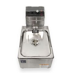 25Y009 ジ5 Yasukichi 安吉 電気卓上フライヤー PRO-5FLT 100V 1400W 5L 中古品 25Y009 ジ5 Yasukichi 安吉 電気卓上フライヤー PRO-5FLT 100V 1400W