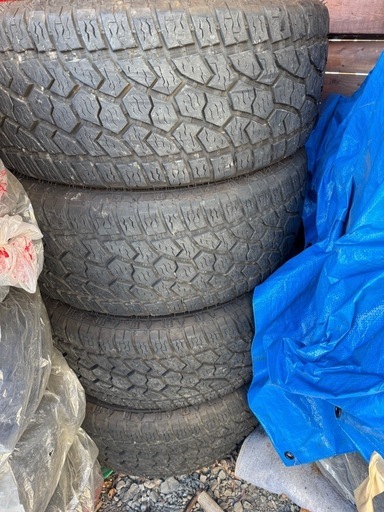 285/45r22 ATタイヤ