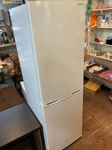 アイリスオーヤマ　冷凍冷蔵庫　162L　2020年製　AF162-W